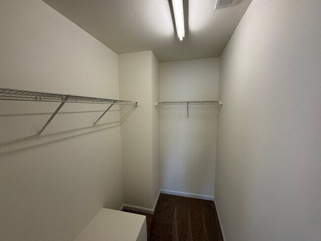 Building Photo - 2818 Oakdale Pasture Dr