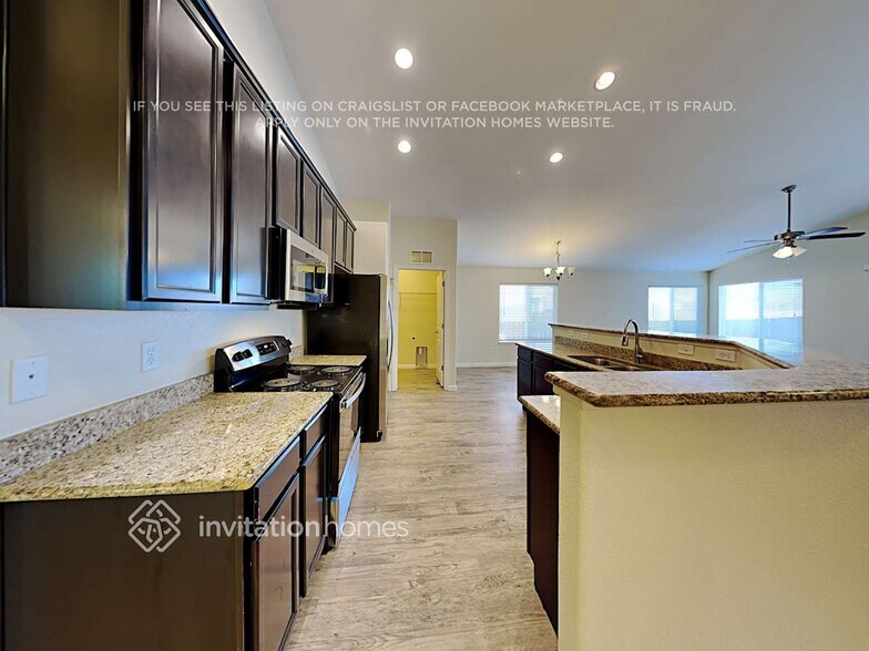 Building Photo - 7294 Araia Dr