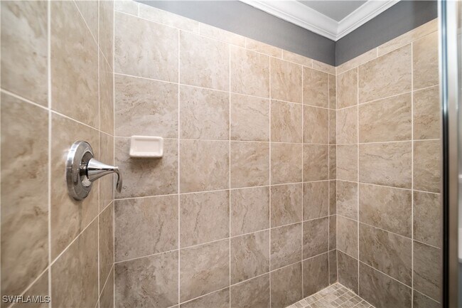 Building Photo - 9572 Trevi Ct