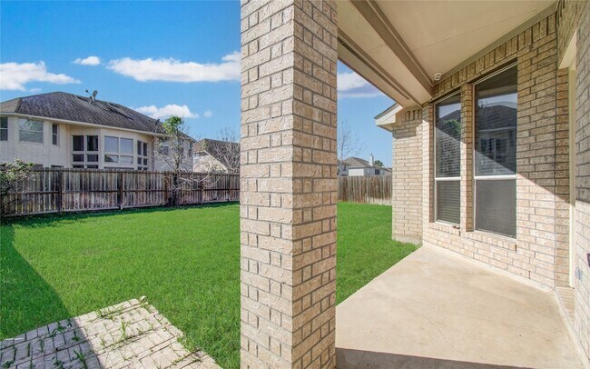 Building Photo - 226 Elana Ln