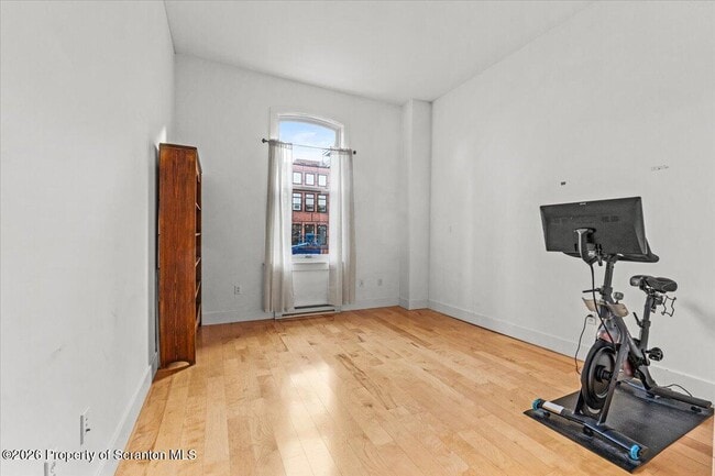 Building Photo - 509 Bogart Pl