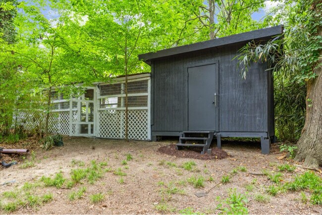 Building Photo - 2904 Sprucewood Dr