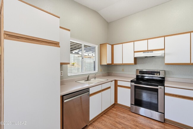 Building Photo - 8871 E Citrus Tree Dr