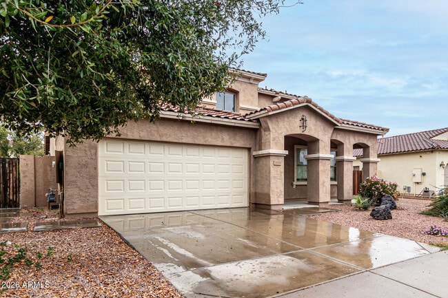 Building Photo - 3656 E Andre Ave