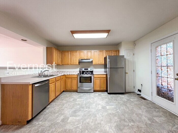 Building Photo - 1101 Highpointe Blvd