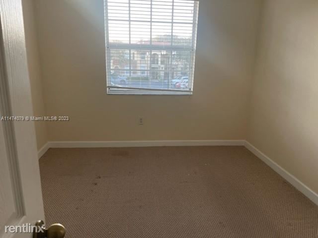 Building Photo - 3 br, 2 bath House - 1485 NE 33rd Rd # 106-1