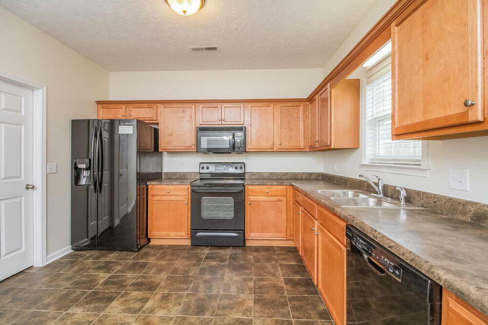 Building Photo - 1452 Colyn Avenue