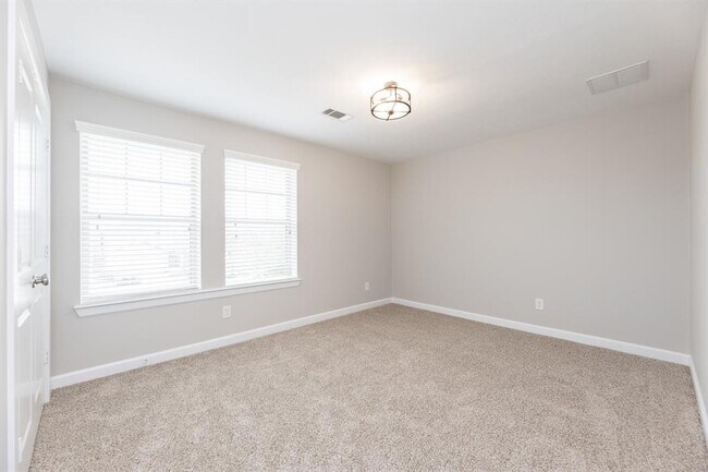 Building Photo - 12507 Point Arbor Court