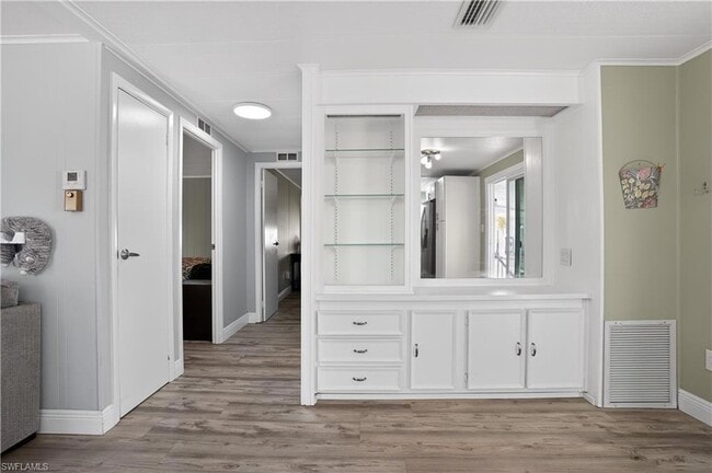 Building Photo - 125 Kim Dr