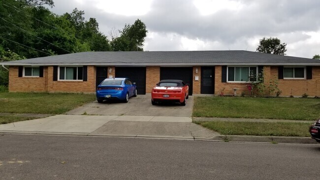 Building Photo - 2881 Benchwood Rd