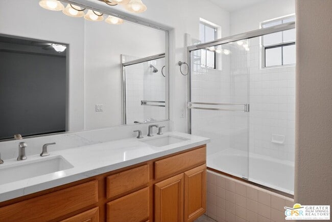 Building Photo - 2930 Hogan Pl