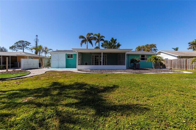 Building Photo - 5923 Briarwood Ave