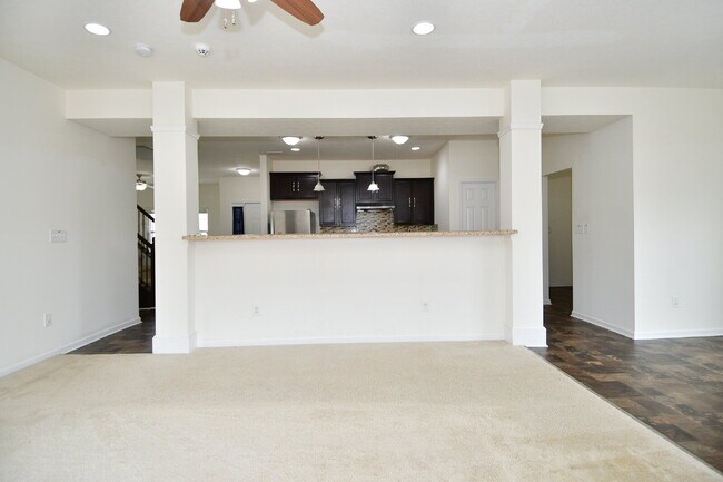 Building Photo - Spacious 5-bedroom, 3 full bath home in the Greenwood/Clark Pleasant area