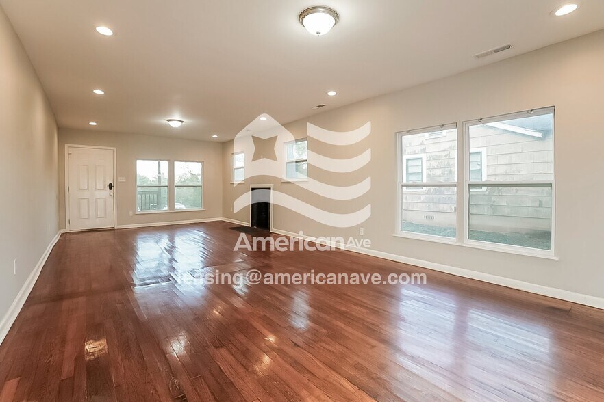 Building Photo - 3237 Beech Ave SW