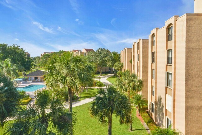 Building Photo - 950 Egret Cir
