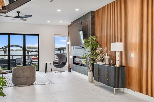 Building Photo - 2175 S Tropical Trail