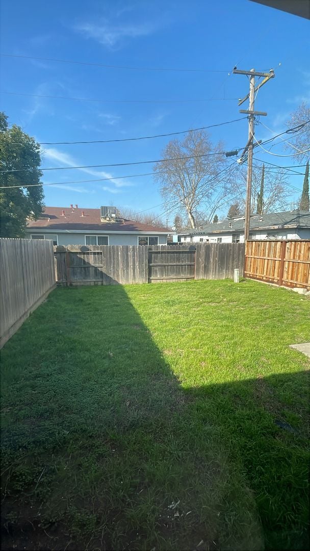 Building Photo - 4917 Orchid Way