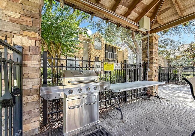 Building Photo - 2500 Winding Creek Blvd