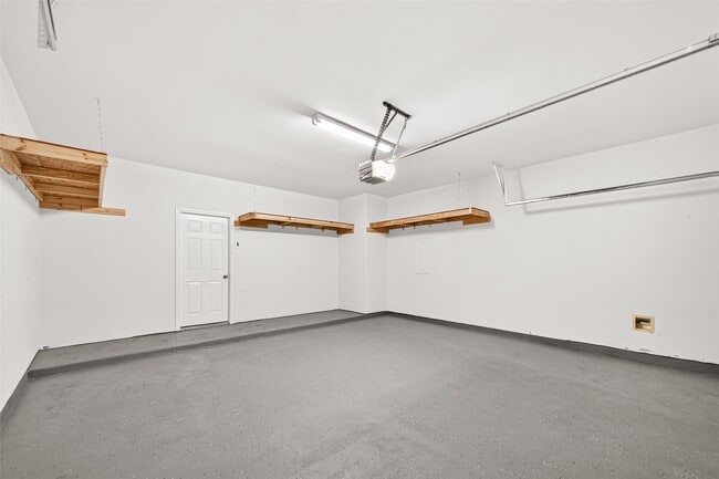 Building Photo - 11 Nestlewood Pl