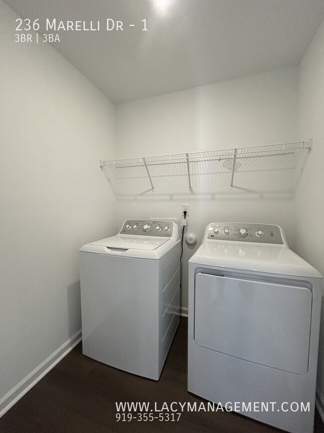 Building Photo - 236 Marelli Dr