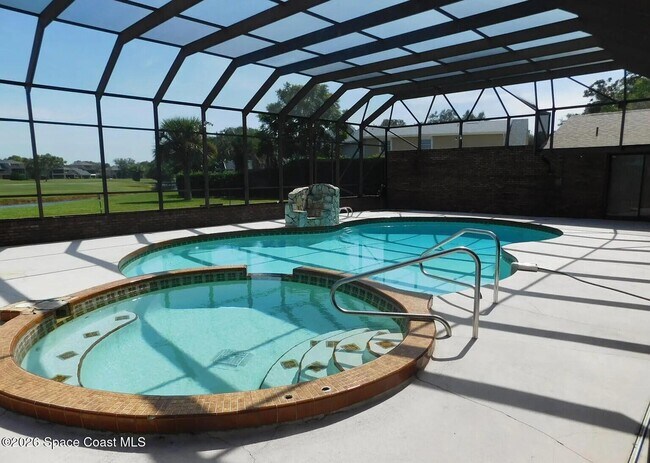 Building Photo - 649 Woodbridge Dr