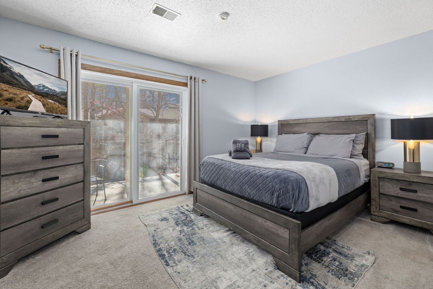 Building Photo - 9 August Ln