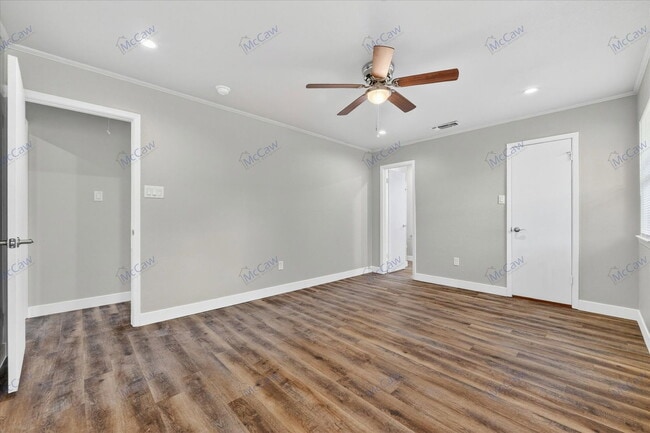 Building Photo - 312 Anita Ave