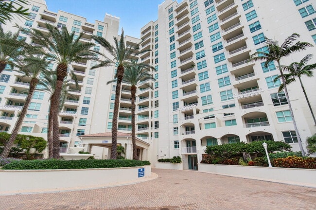 Building Photo - 3700 S Ocean Blvd