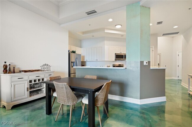 Building Photo - 2743 First St