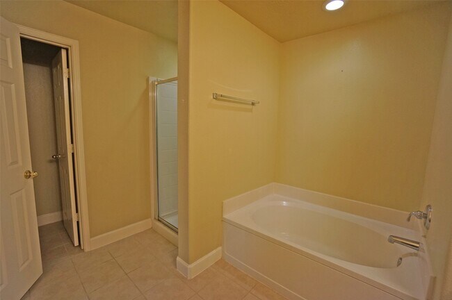 Building Photo - 24414 Cornell Park Ln