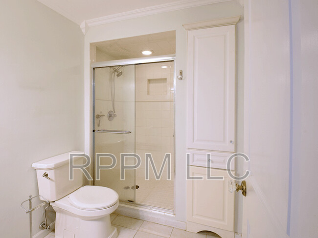 Building Photo - 204 Passaic Ave