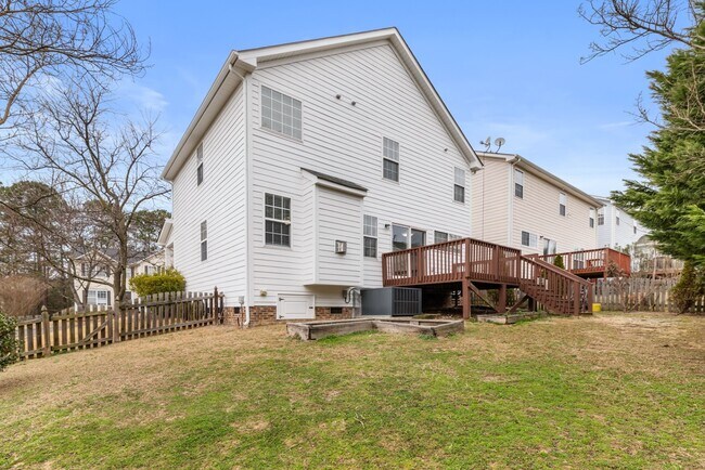 Building Photo - 129 Kellerhis Dr