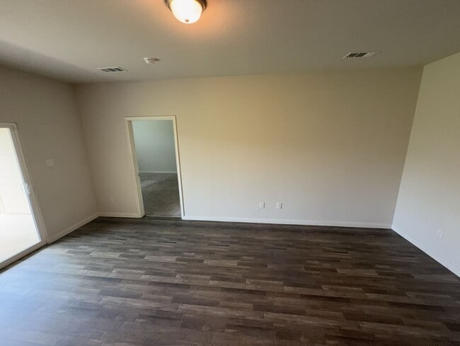 Building Photo - Move-in special $150 off first month rent. | A modern 4-bed, 2-bath home