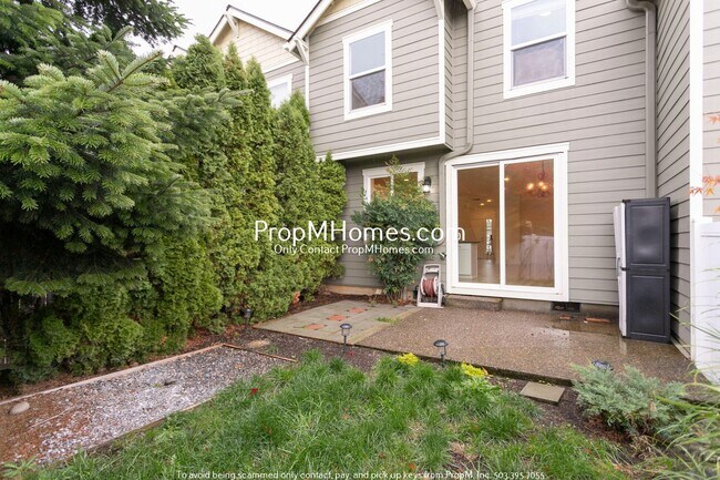 Building Photo - Beautiful Townhome in Parker Crest – Moder...