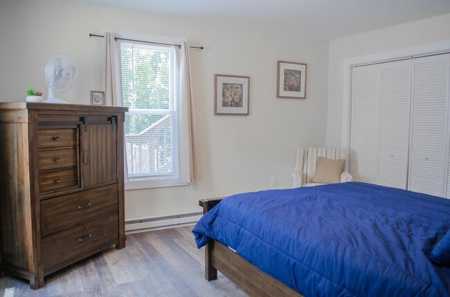 Building Photo - 2460 NY-145