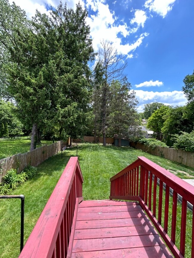 Building Photo - 9407 Colesville Rd