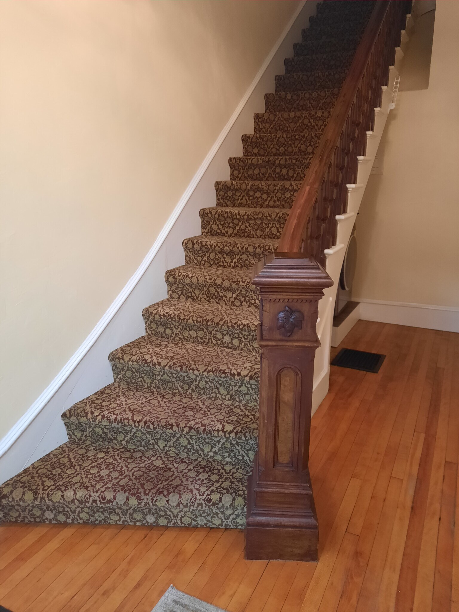 entry - 31B Kinsley St