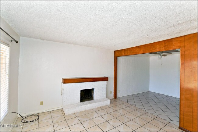 Building Photo - 7817 Caliche Dr