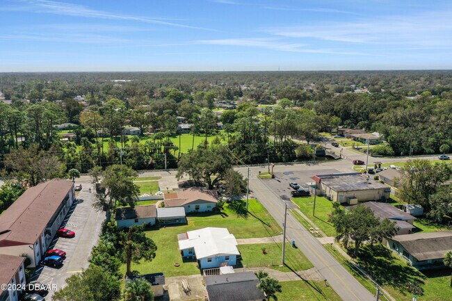 Building Photo - 2669 Anastasia Dr