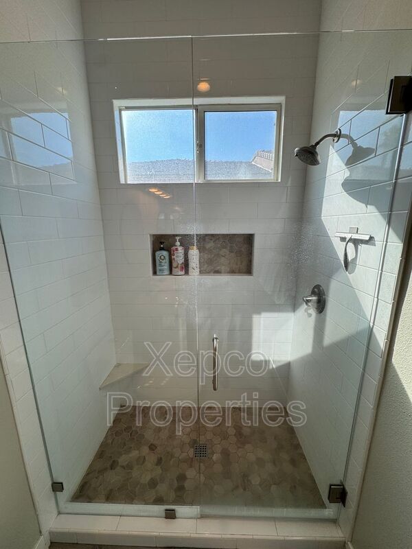 Building Photo - 137 Traviso Dr