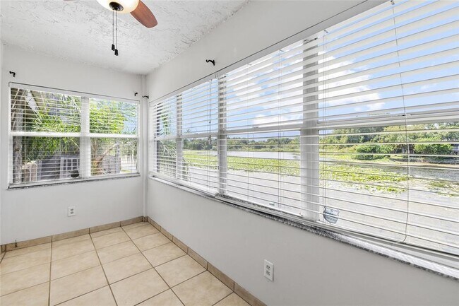 Building Photo - 4038 Cortez Dr