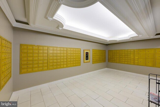 Building Photo - 4515 Willard Ave