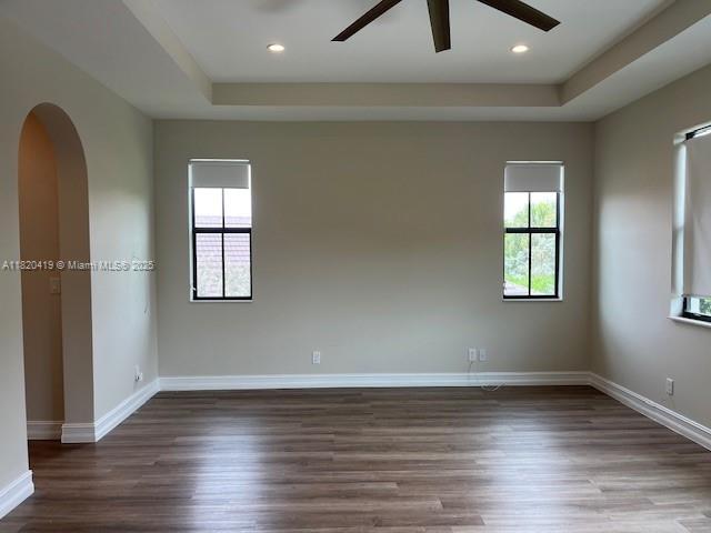 Building Photo - 9140 Meridian Dr E