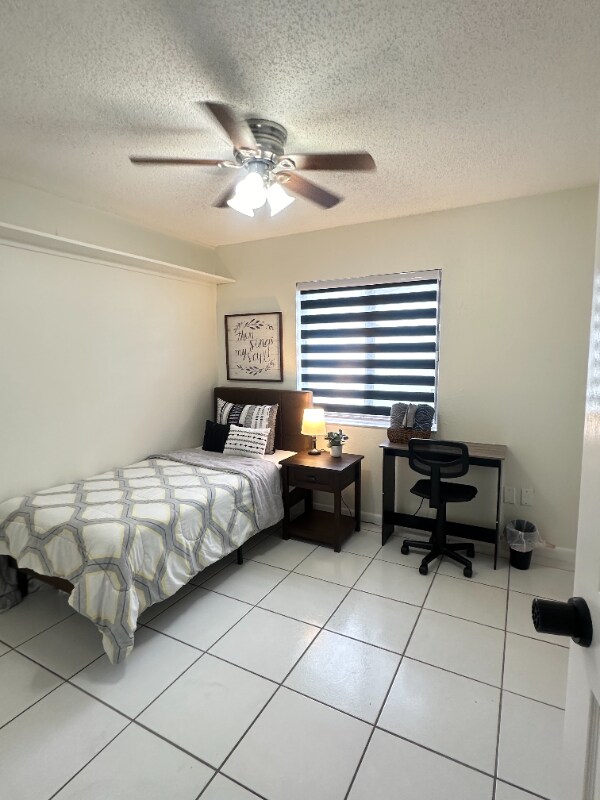 Building Photo - 8453 Mattituck Cir