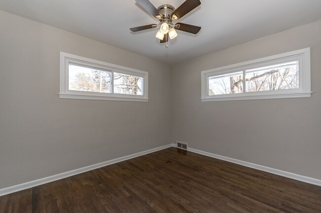 Building Photo - COMING SOON: Beautiful and Renovated Property in Raytown!