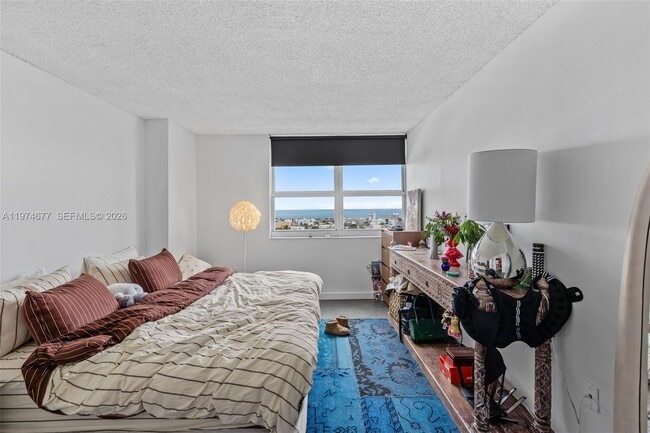 Building Photo - 650 West Ave