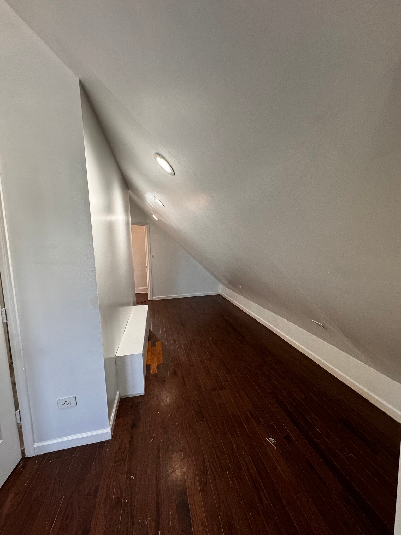 Building Photo - 180 Summerfield Ave