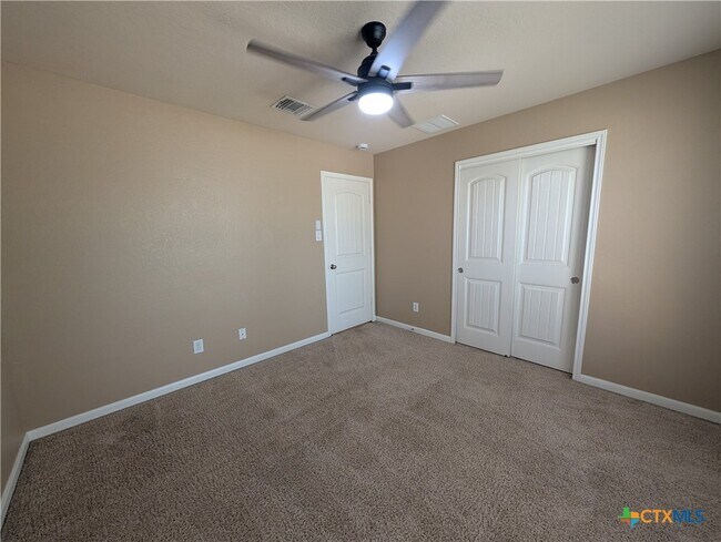 Building Photo - 1337 Lauren St