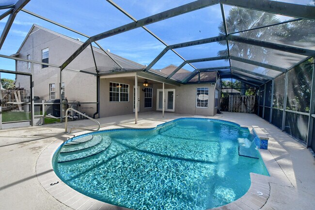 Building Photo - 22556 Middletown Dr