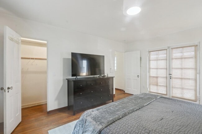 Building Photo - 522 Westminster Ave